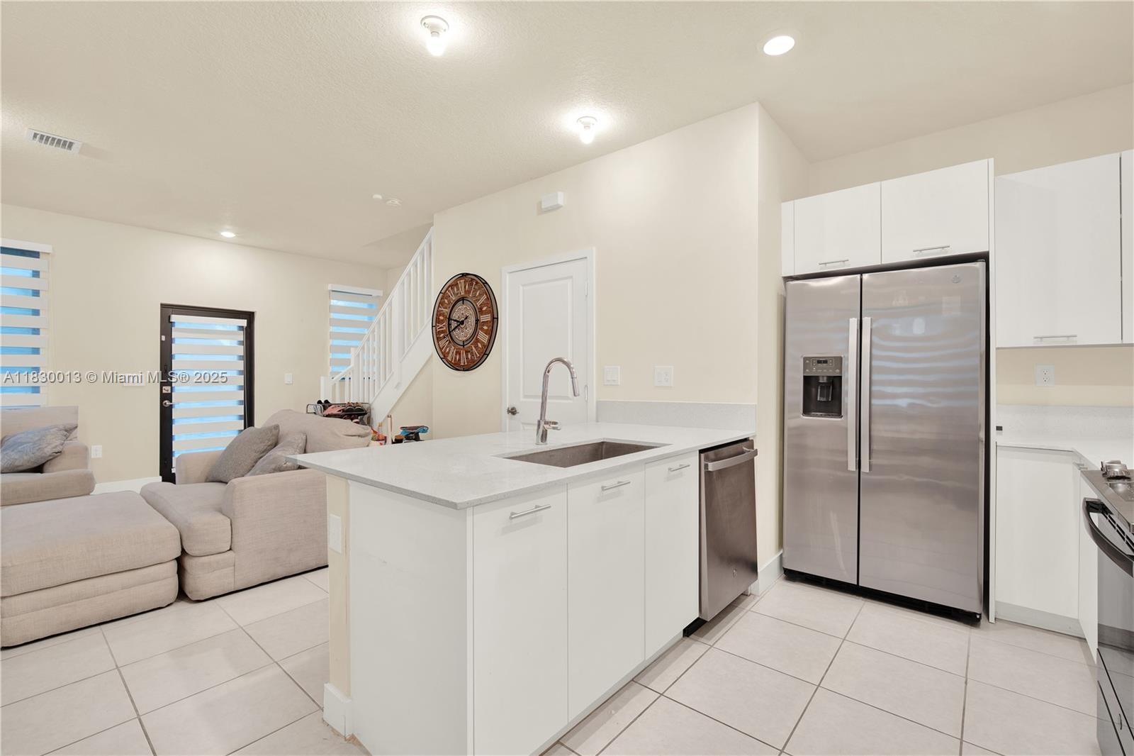 4413 NW 83rd Path, Doral, Florida image 18