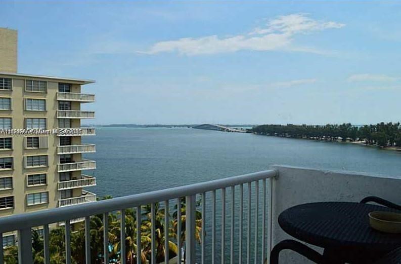 Property photo # 0