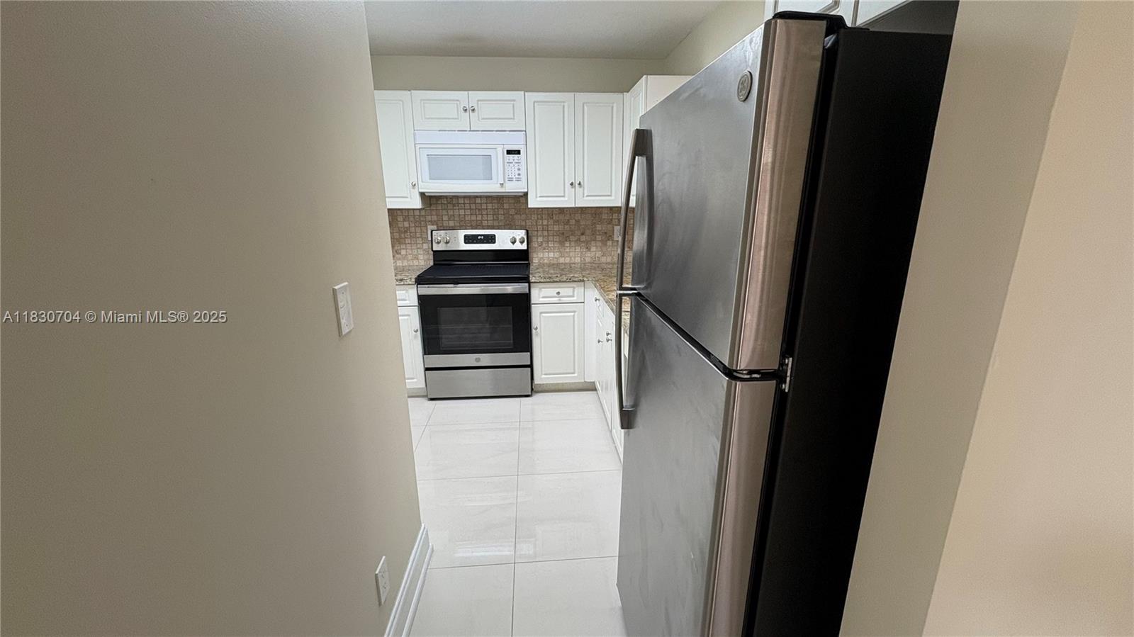 Property photo # 4