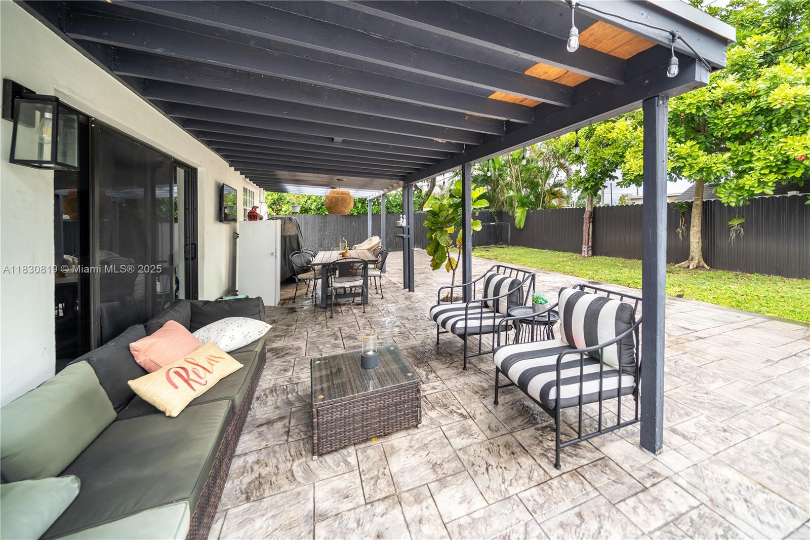 111 SW 68th Blvd, Pembroke Pines, Florida image 25
