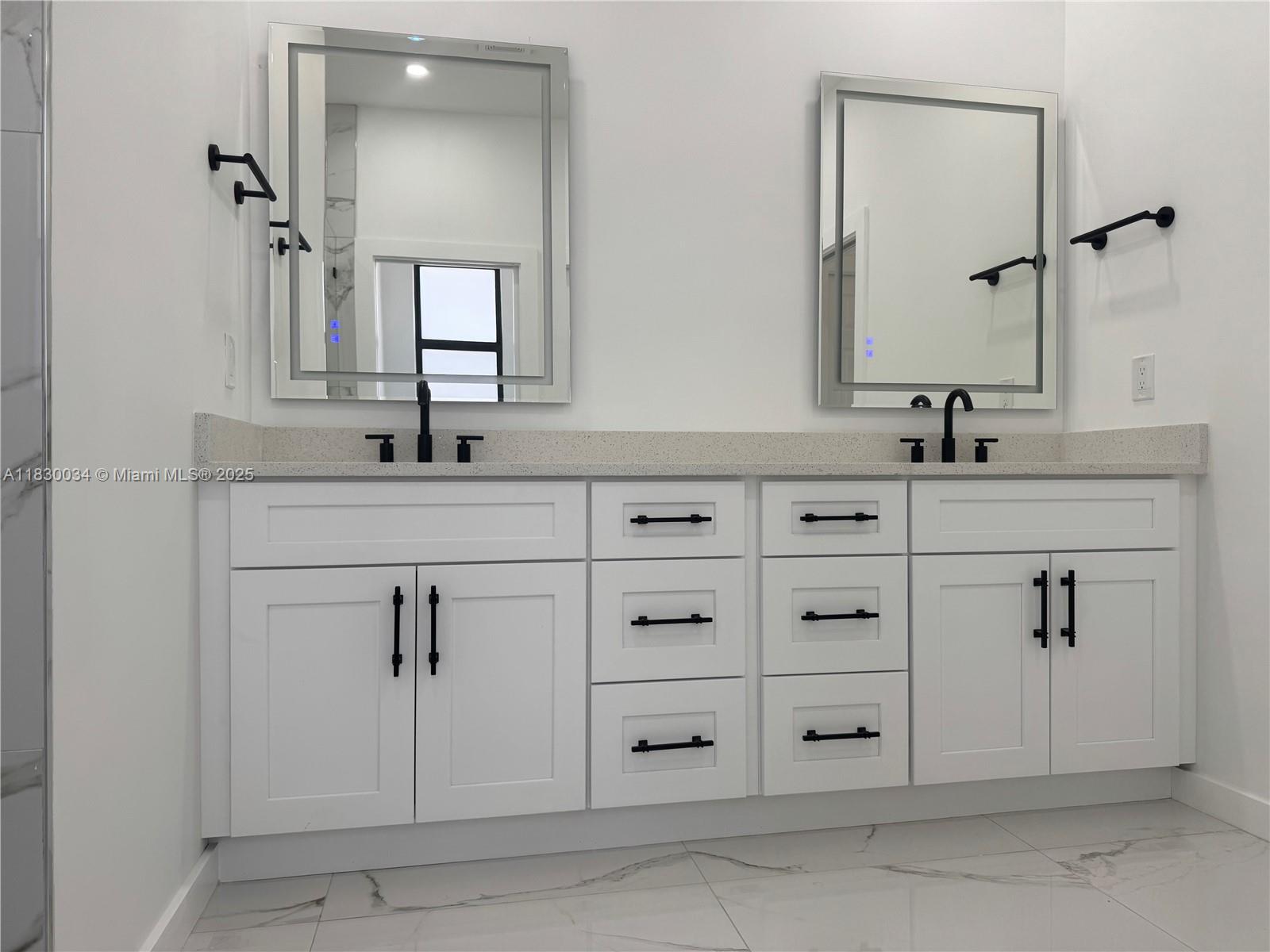 707 NE Juanita Pl, Cape Coral, Florida image 30