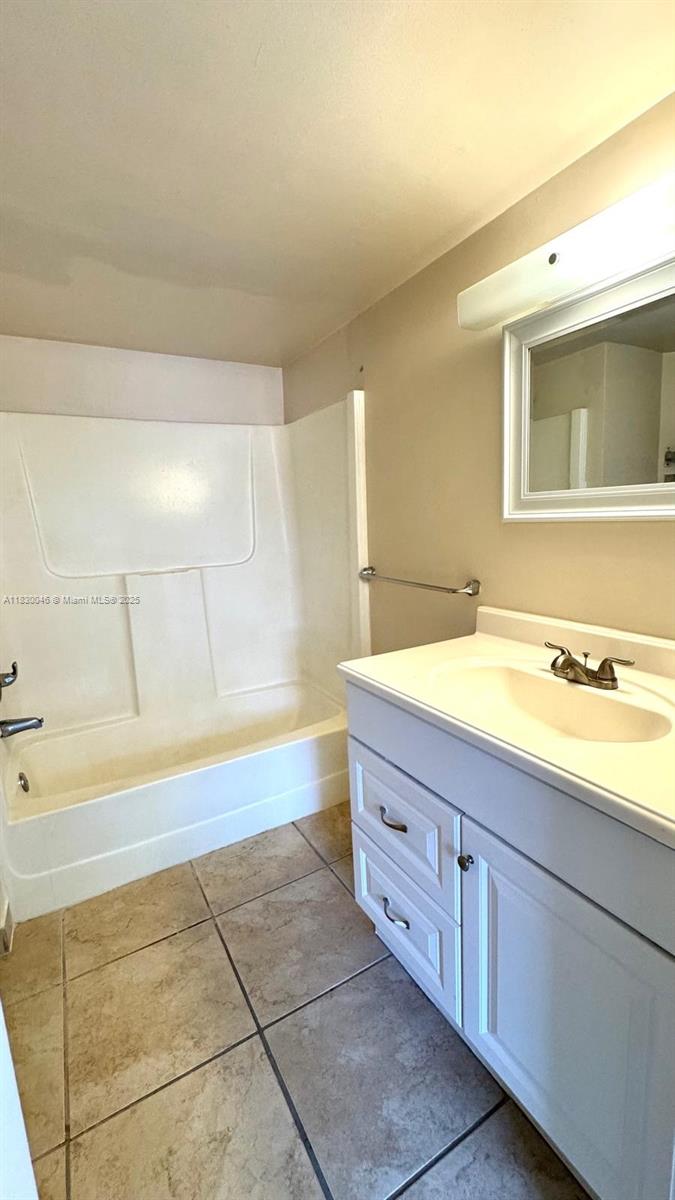 9731 Fontainebleau Blvd #F209, Miami, Florida image 21