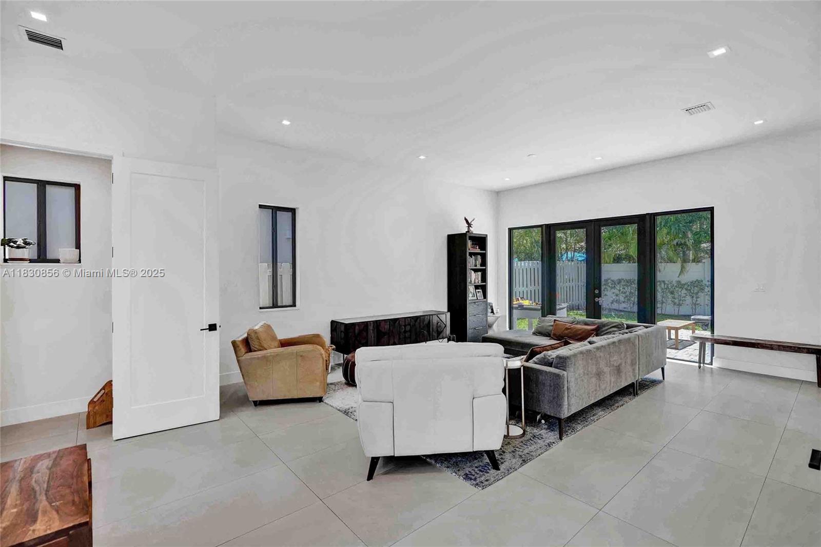 7759 SW 99th St, Miami, Florida image 12