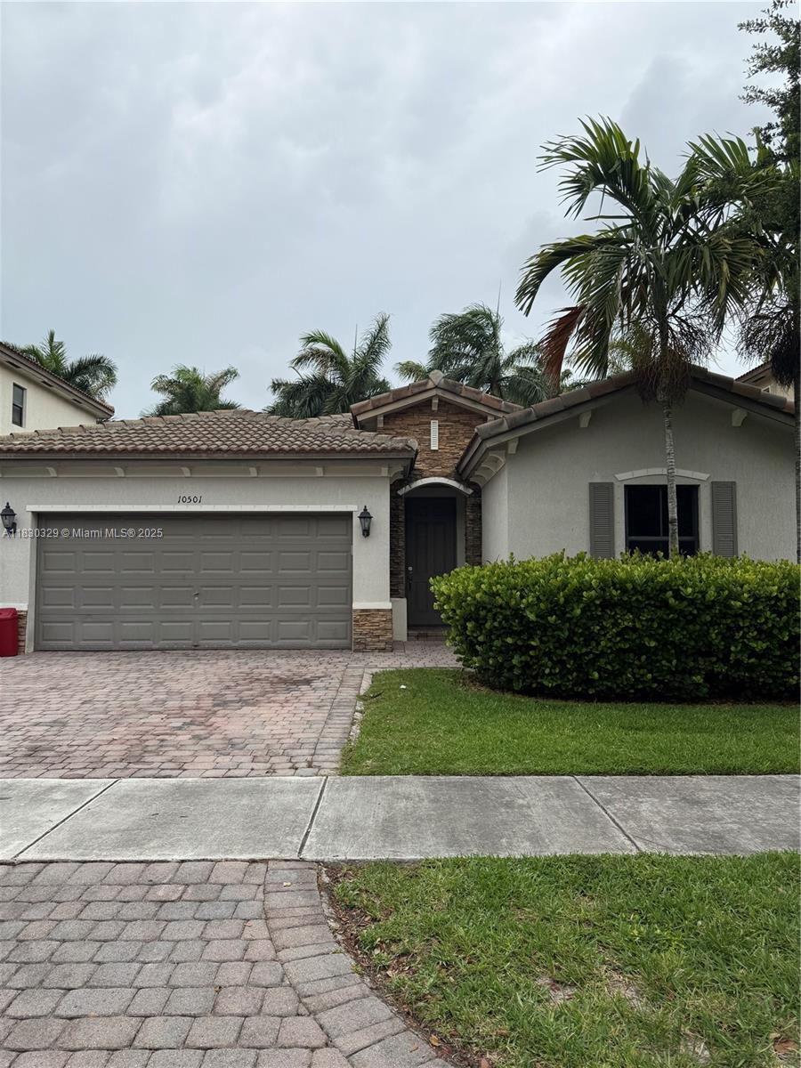 10501 SW 224th Ter, Cutler Bay, Florida image 3