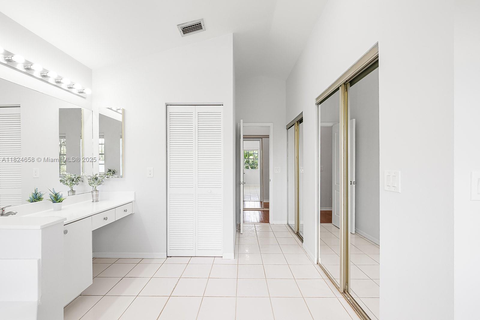 620 NW 204th Ave, Pembroke Pines, Florida image 30