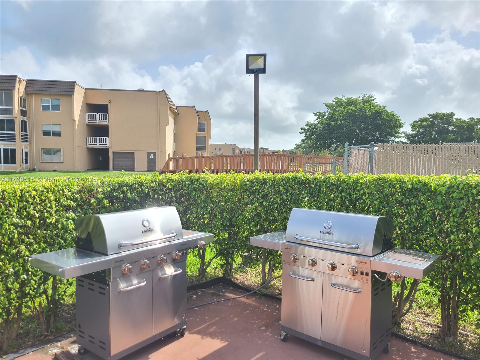 8861 Sunrise Lakes Blvd #106, Sunrise, Florida image 28