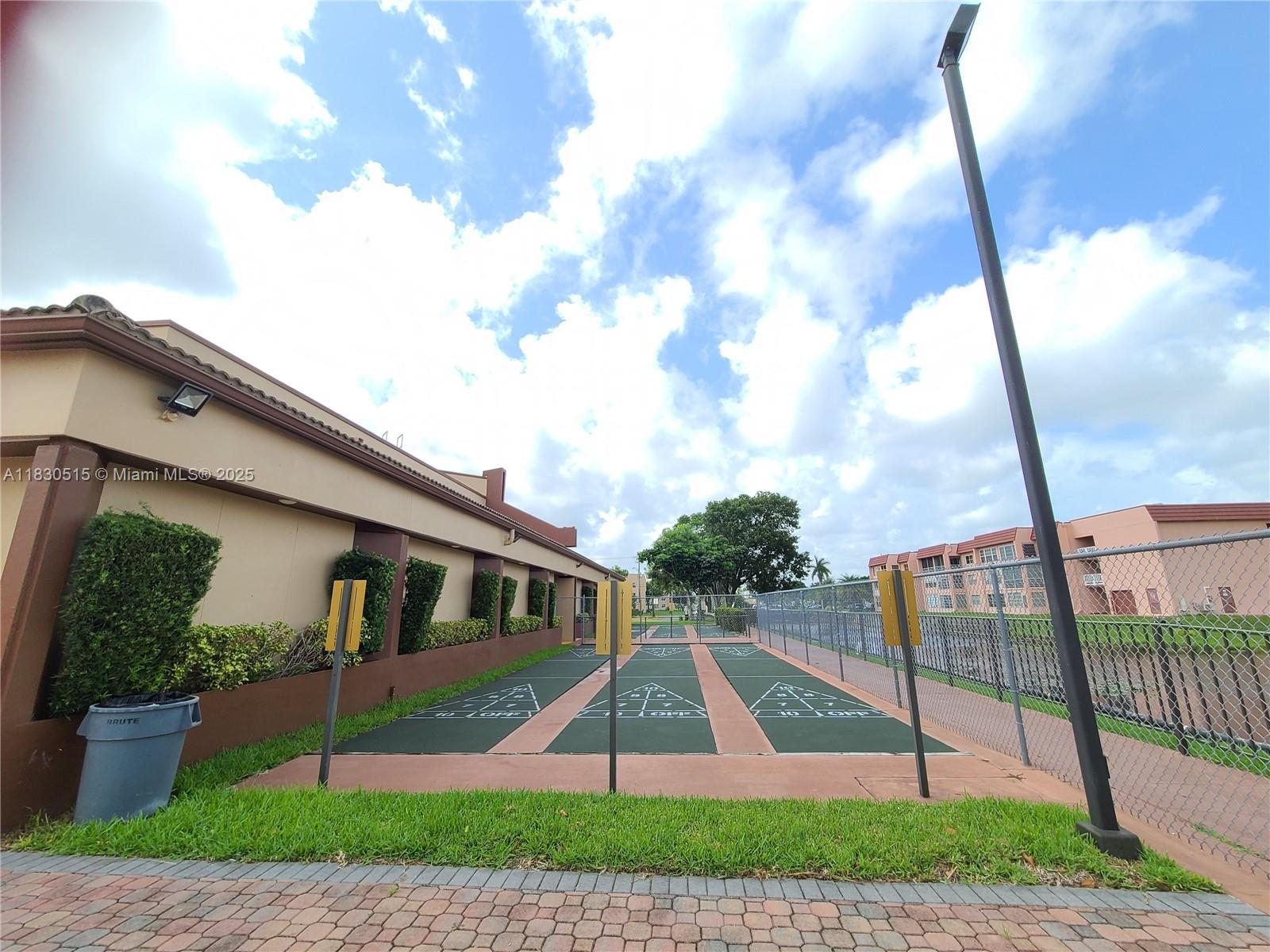 8861 Sunrise Lakes Blvd #106, Sunrise, Florida image 35