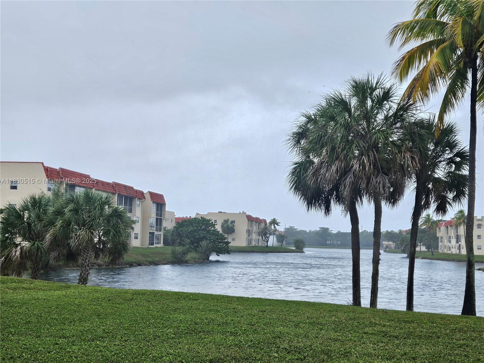 8861 Sunrise Lakes Blvd #106, Sunrise, Florida image 37