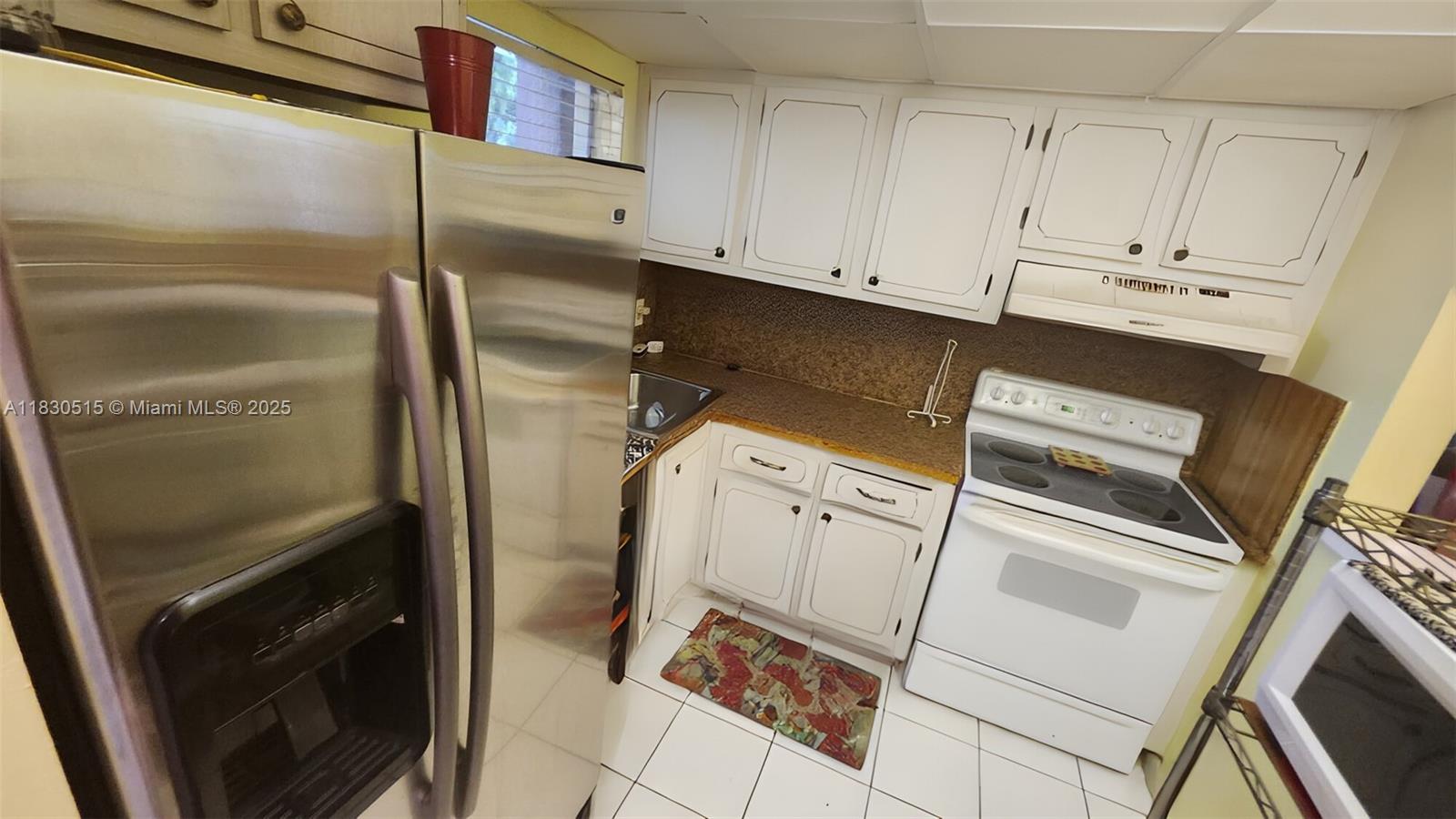 8861 Sunrise Lakes Blvd #106, Sunrise, Florida image 5