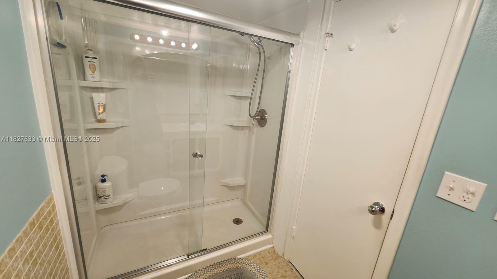 2061 NW 47th Ter #103, Lauderhill, Florida image 15