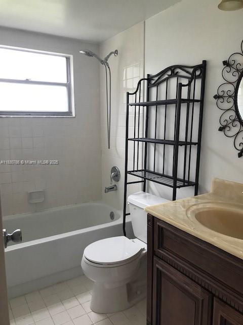 251 SW 134th Way #204M, Pembroke Pines, Florida image 13