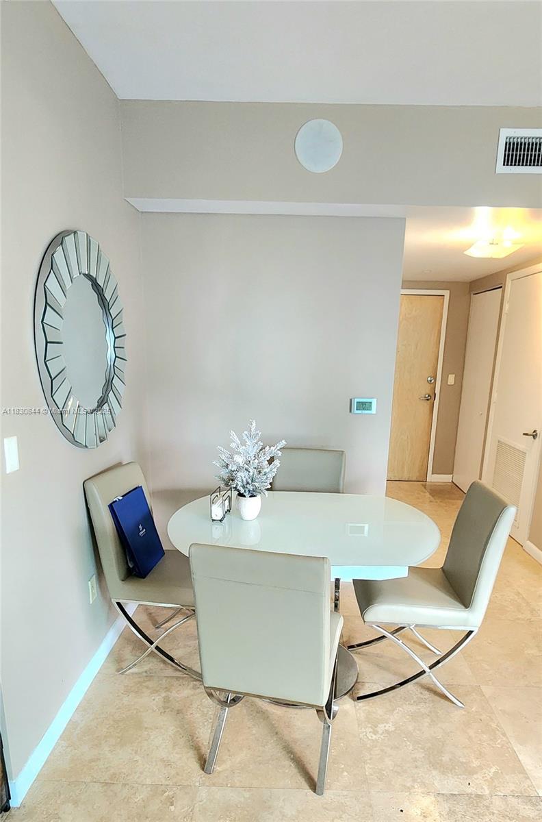 350 S Miami Ave #3214, Miami, Florida image 8