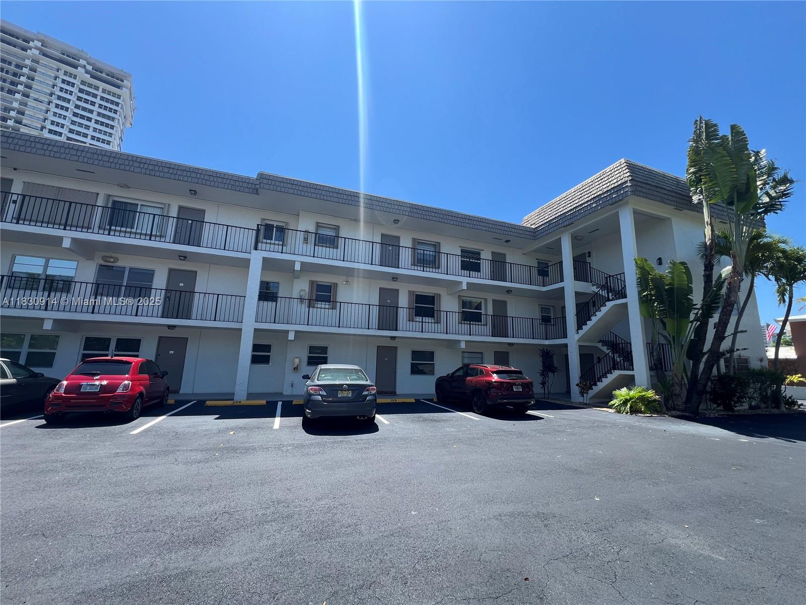 4143 Ocean Blvd Unit 303, Fort Lauderdale, Florida 33308