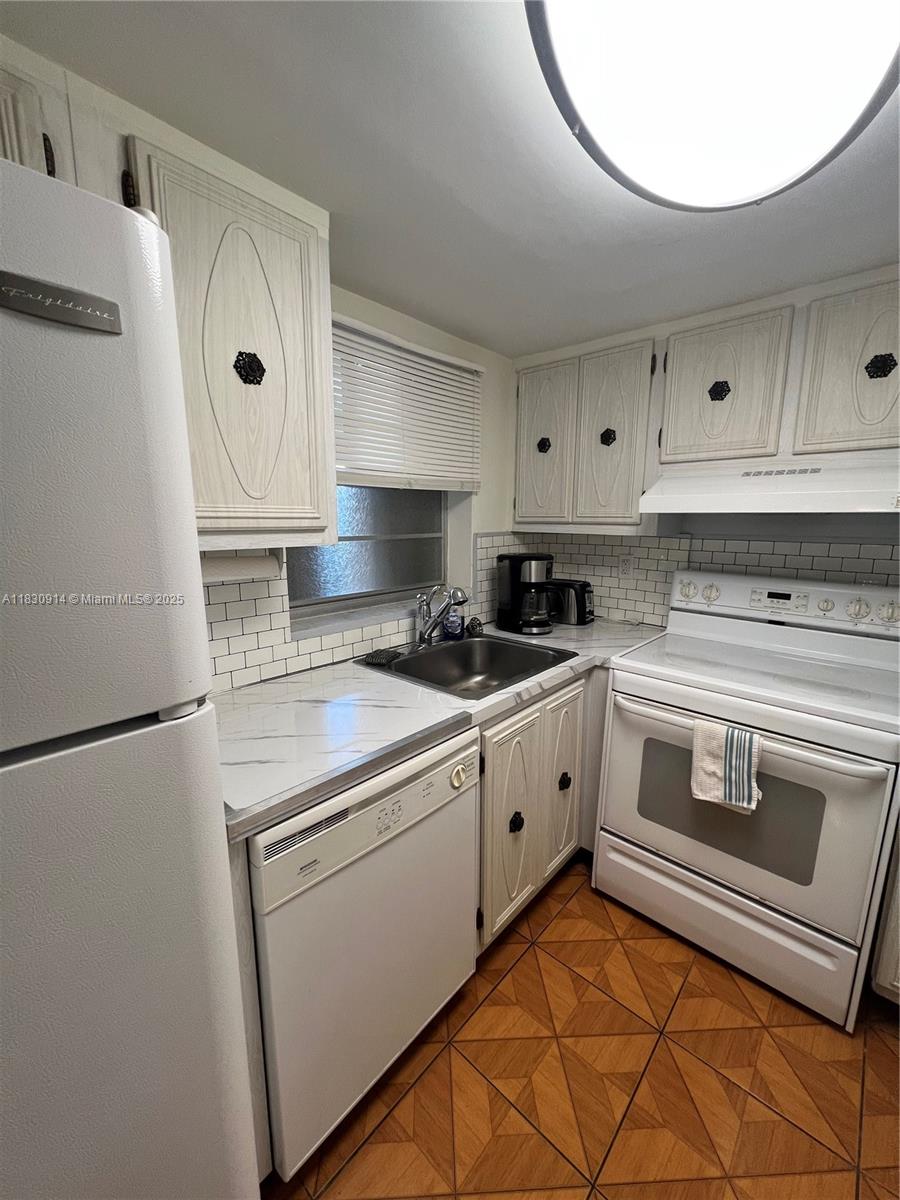 4143 N Ocean Blvd #303, Fort Lauderdale, Florida image 13