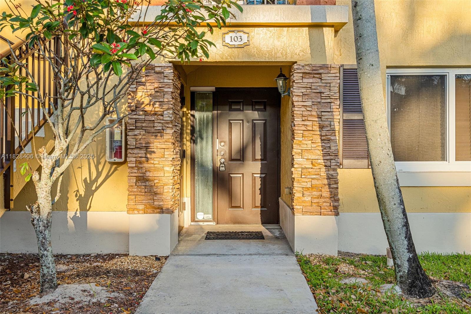 945 NE 34th Ave #103, Homestead, Florida image 3