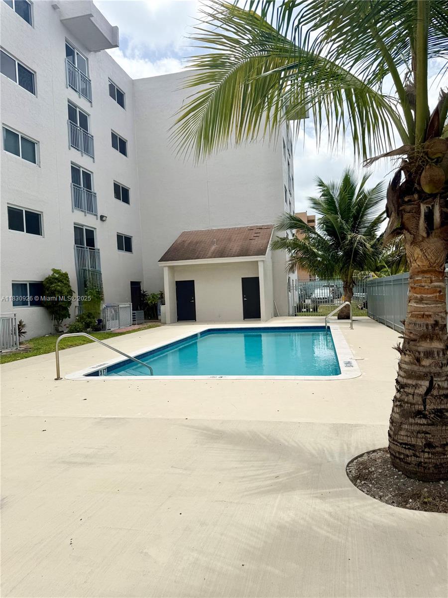 9917 W Okeechobee Rd #3-201, Hialeah Gardens, Florida image 20