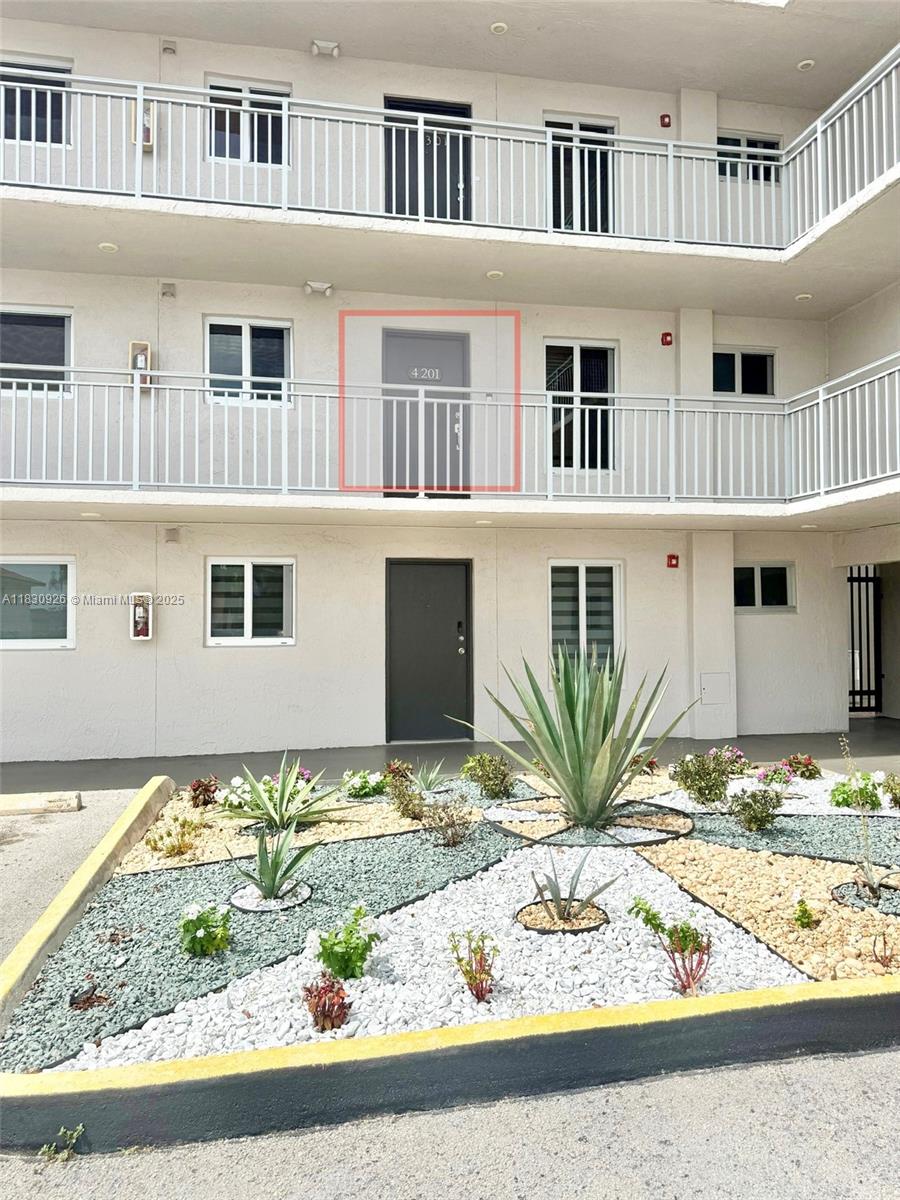 9917 W Okeechobee Rd #3-201, Hialeah Gardens, Florida image 23