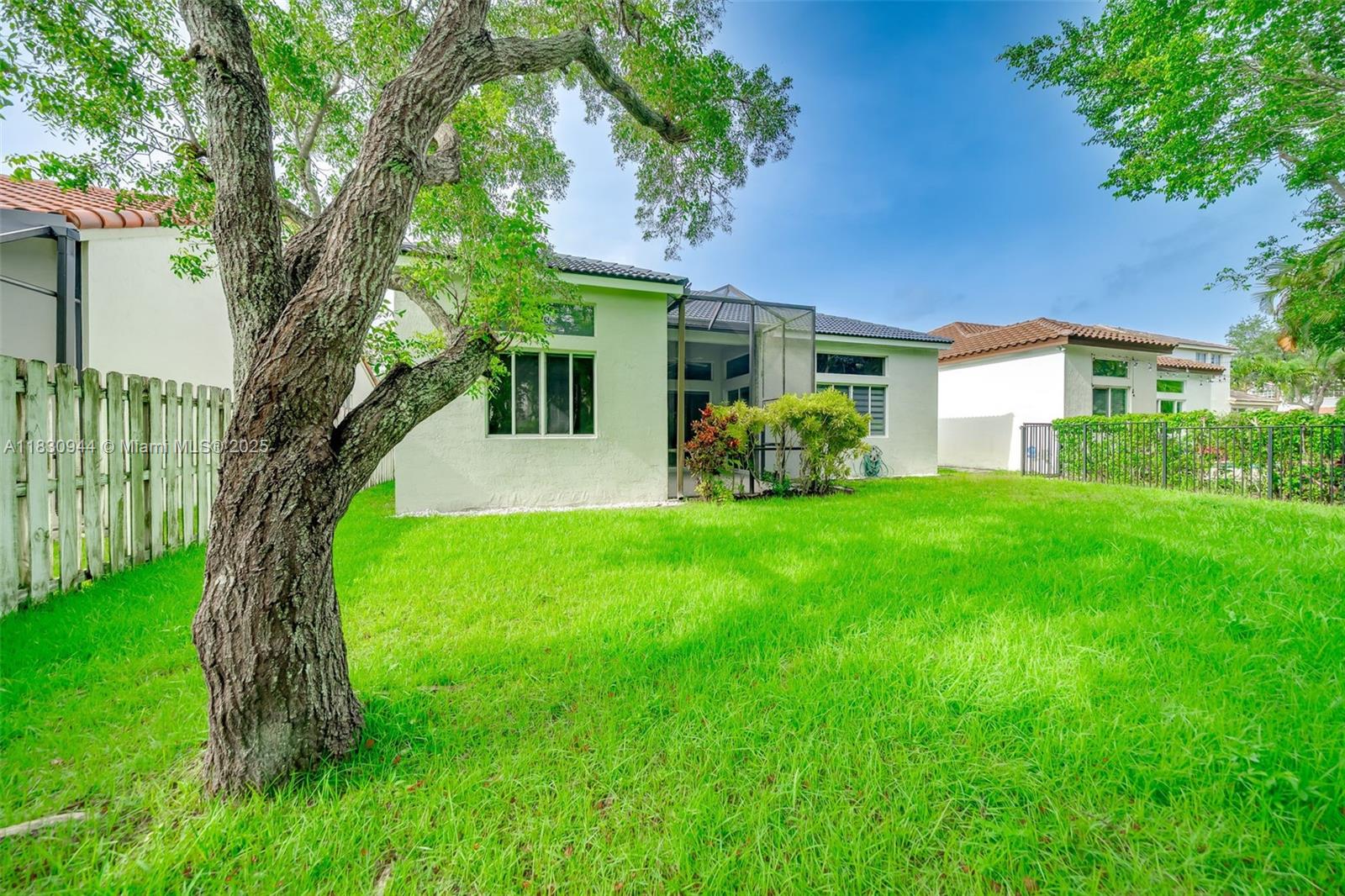 1212 Camellia Ln, Weston, Florida image 50