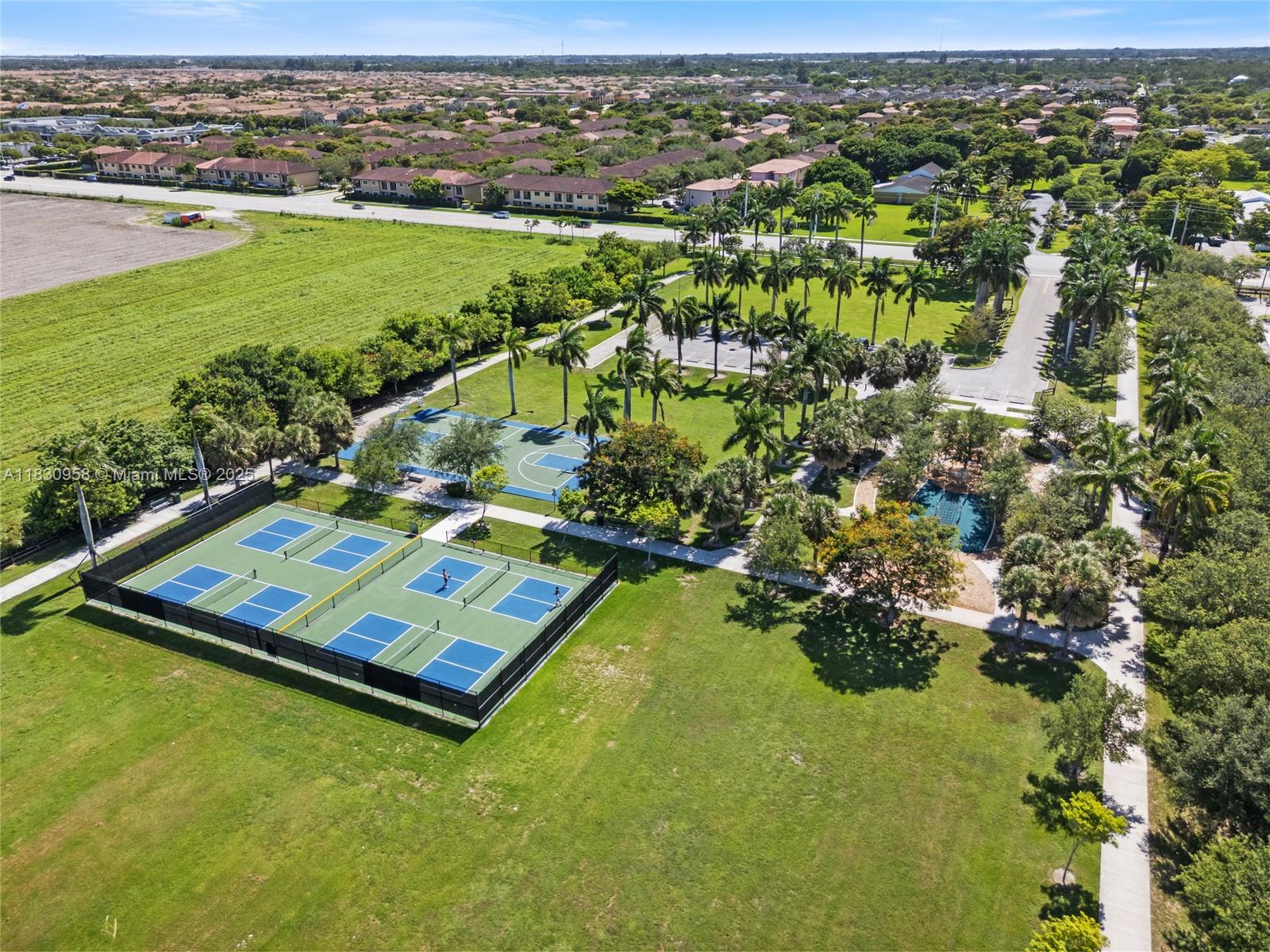 10821 SW 229th St, Miami, Florida image 11