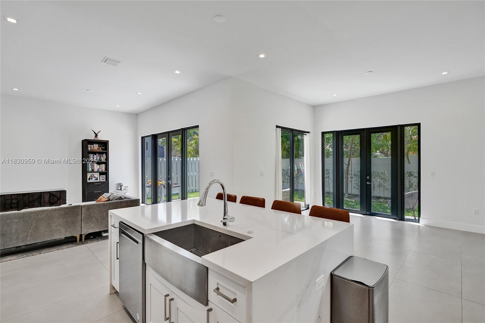 Property photo # 9