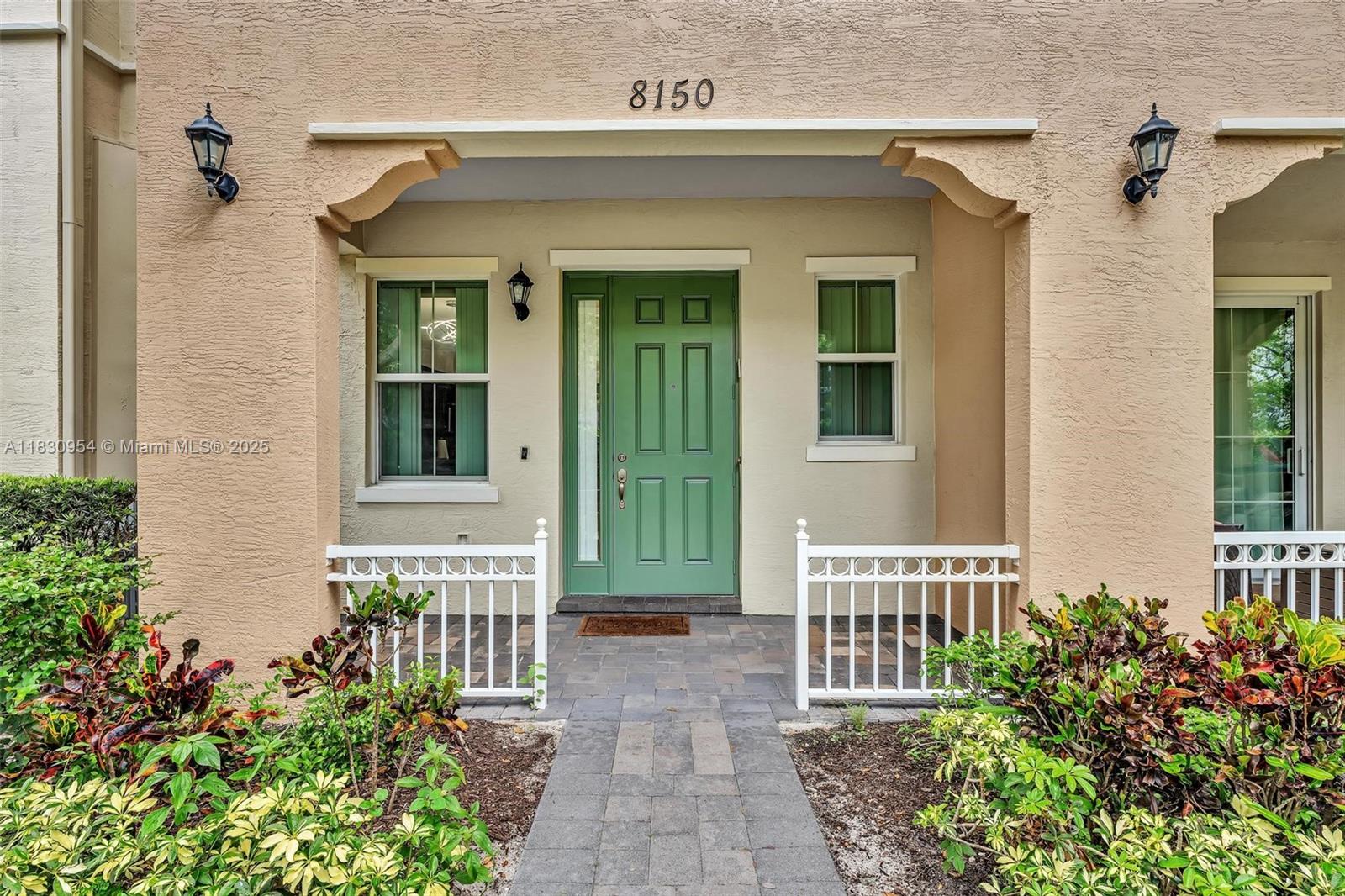 8150 Cascada Isles Dr, Cooper City, Florida image 1