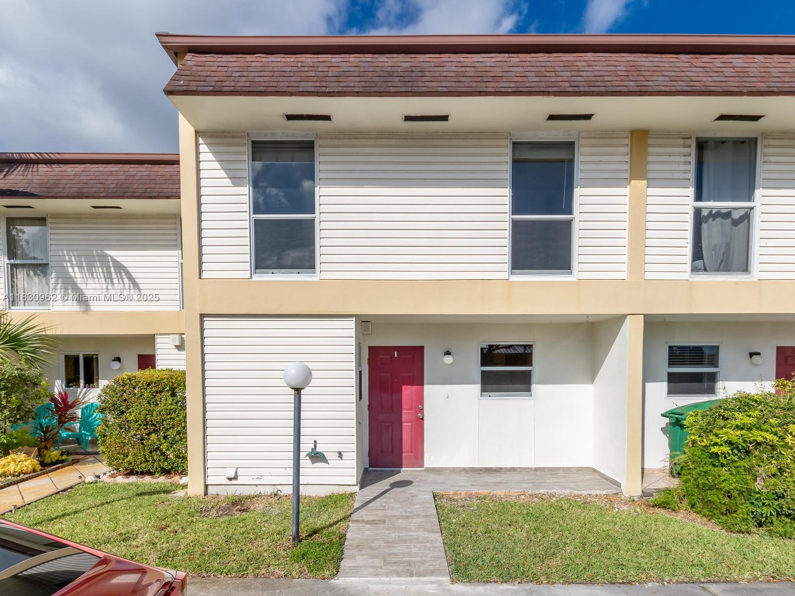 Property photo # 0