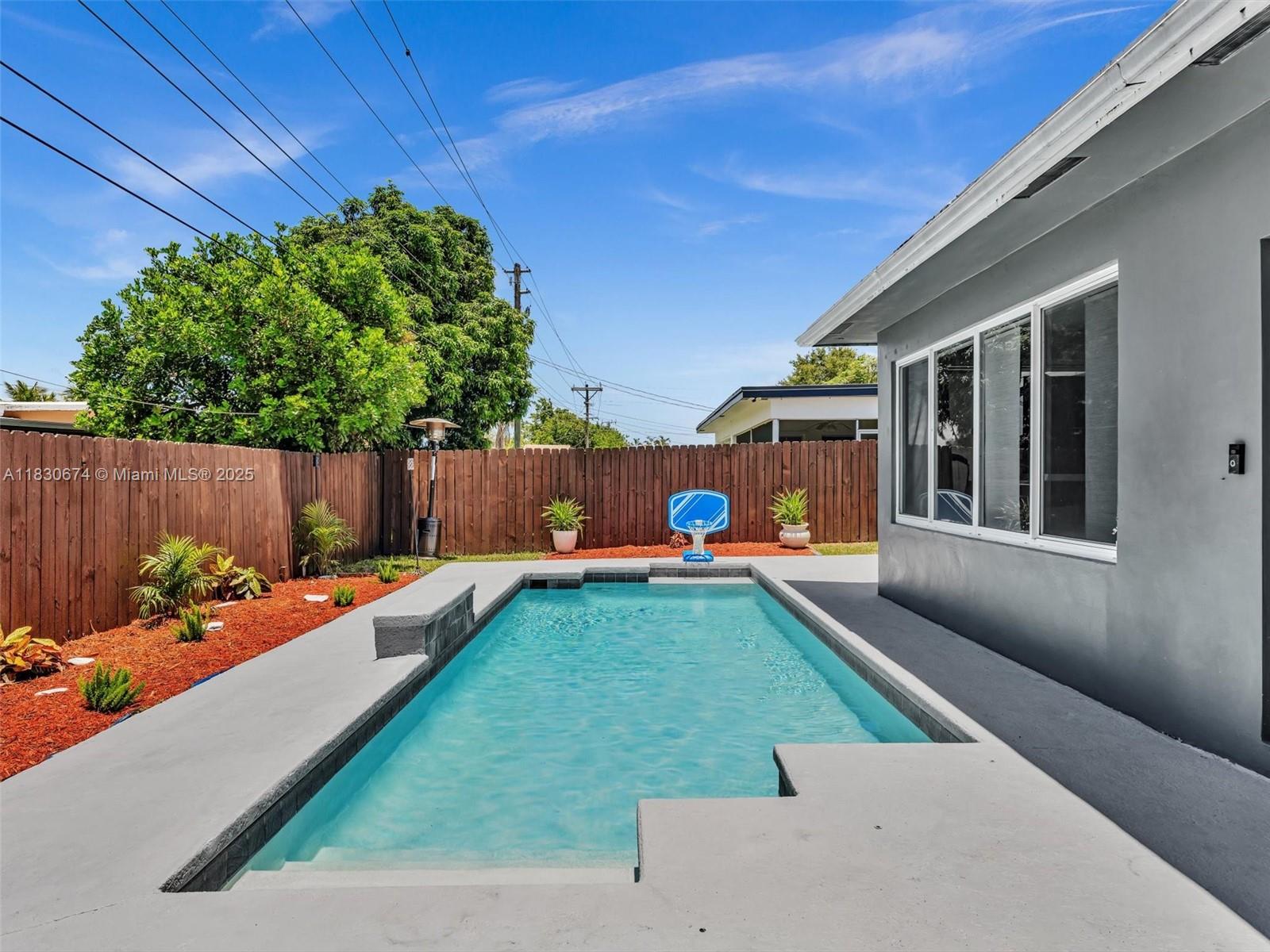 Residential, Pembroke Pines, Florida image 31