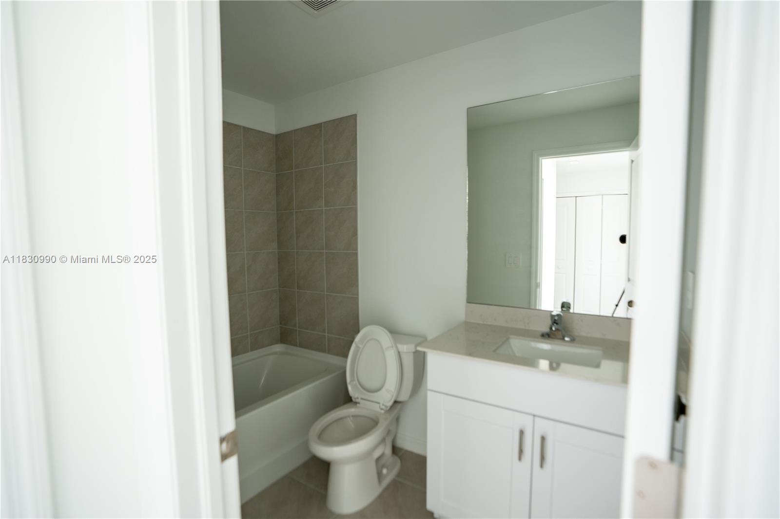 889 Hamilton Dr #889H, Homestead, Florida image 10