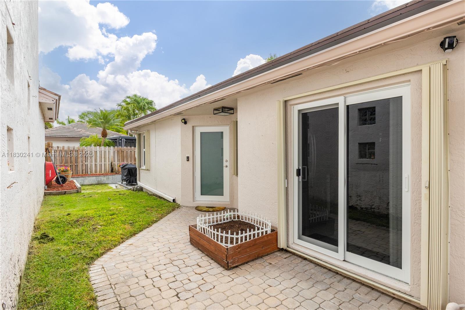 184 NW 75th Way, Plantation, Florida image 3