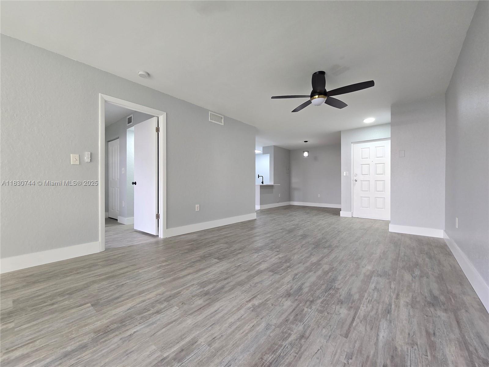 2831 N Oakland Forest Dr #108, Oakland Park, Florida image 7