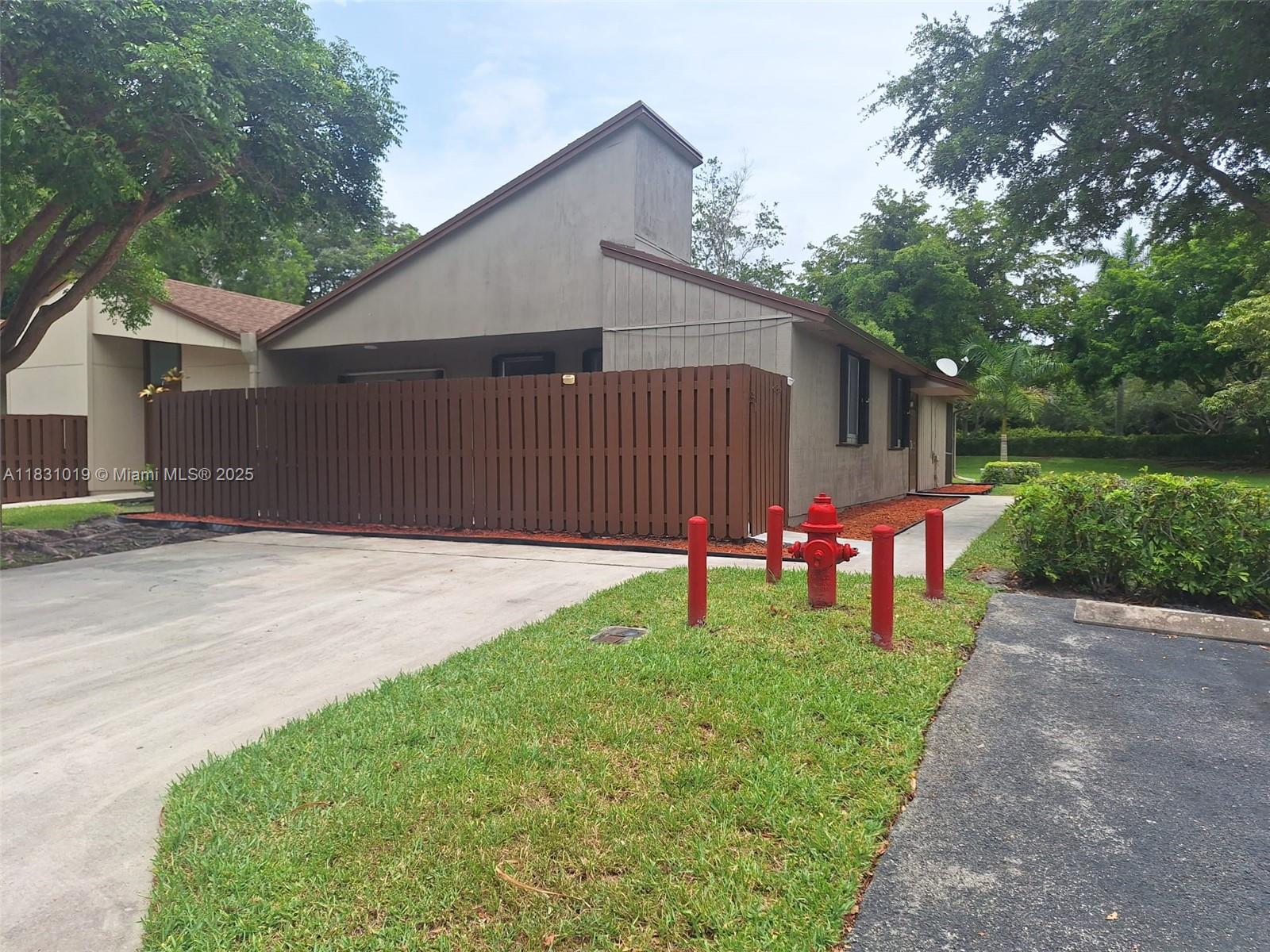 Property photo # 6