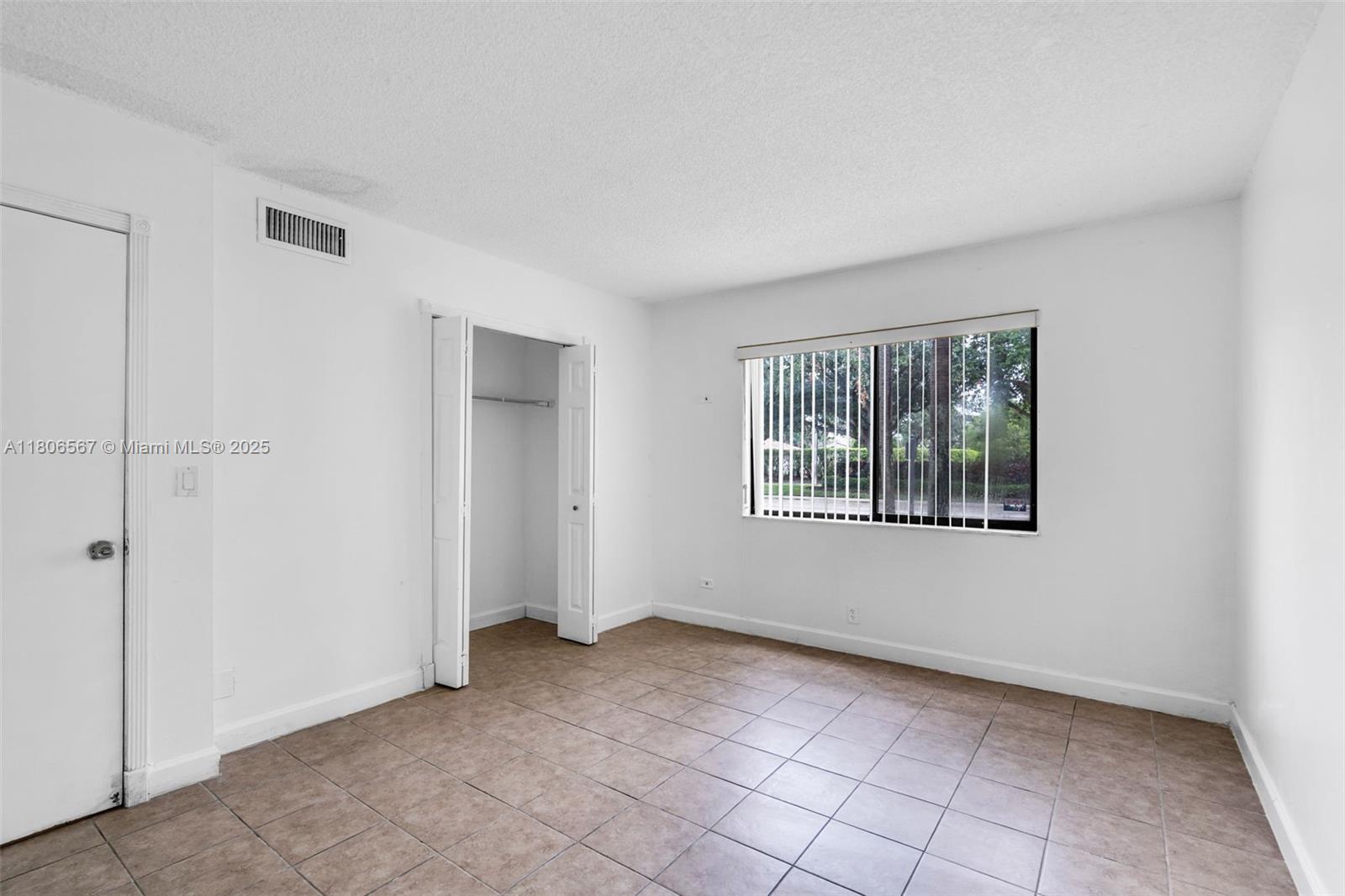16193 Saddle Club Rd #102, Weston, Florida image 18