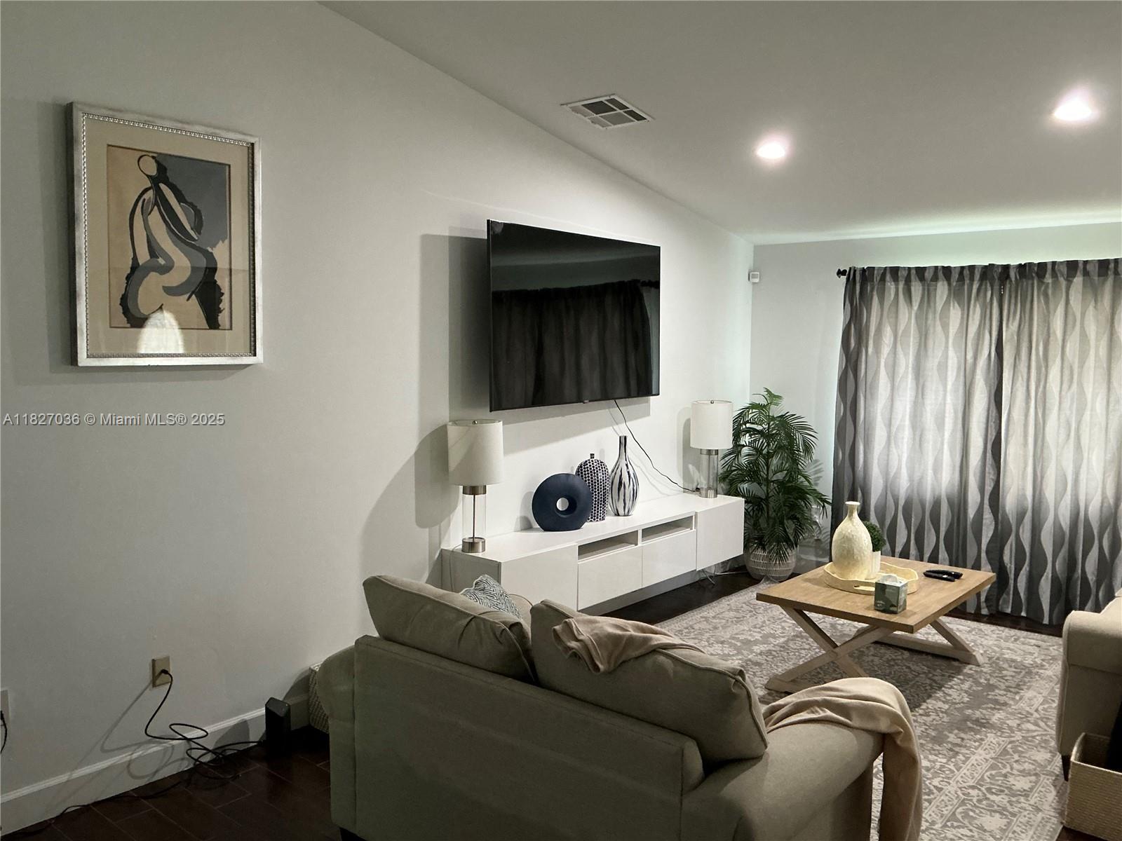 651 SW 176 Ave, Pembroke Pines, Florida image 6