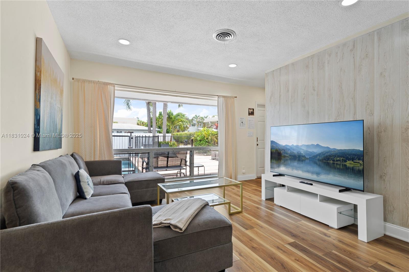 1761 NE 55th St, Fort Lauderdale, Florida image 28