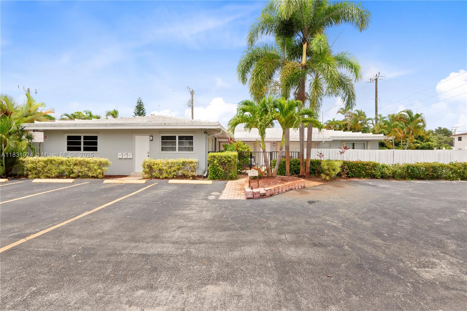 1761 NE 55th St, Fort Lauderdale, Florida image 5
