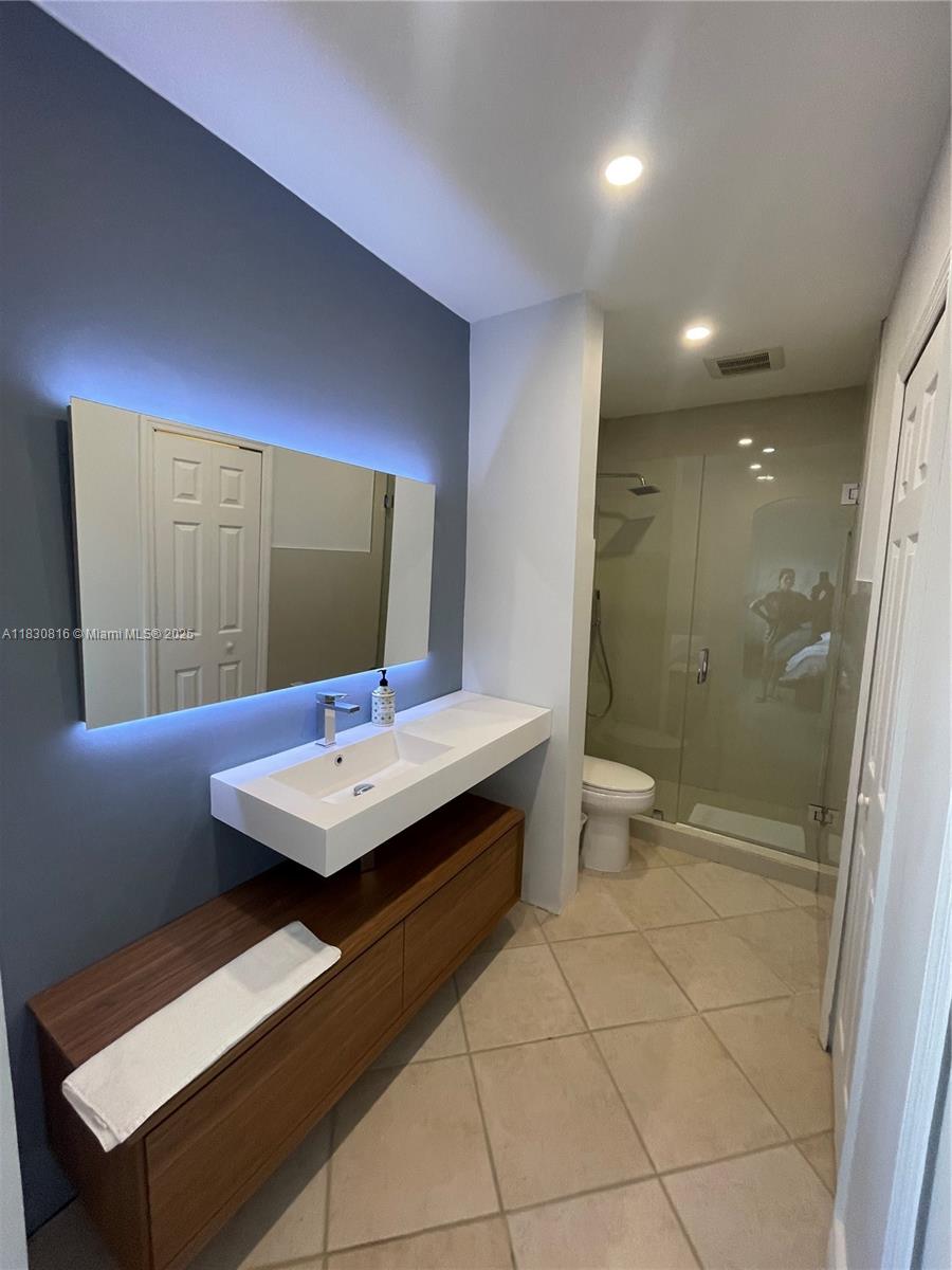 Property photo # 6