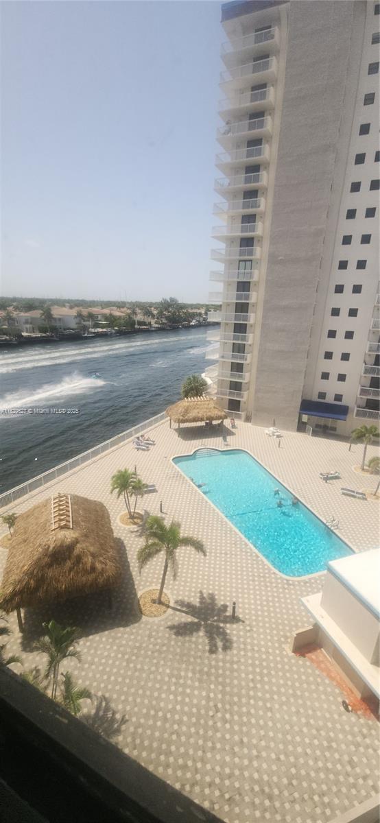 Property photo # 6