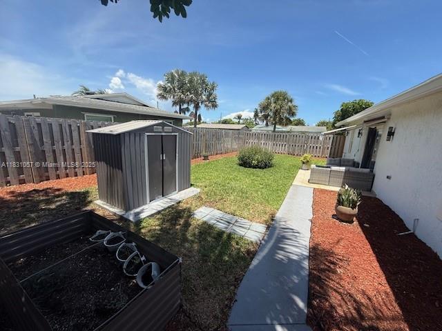 671 SW 14th St, Deerfield Beach, Florida image 15