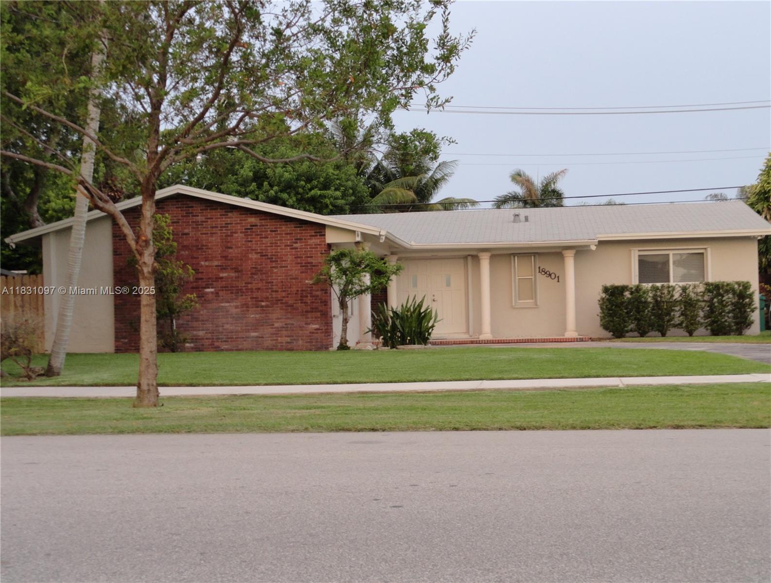 LOWEST PRICE ON THE MARKET FOR THIS SIZE HOME IN NORTH CUTLER BAY - IN PRIME BEL-AIRE SECTION !
AND THAT INCLUDES ALL NEW FLOORING THROUGHOUT, HUGE MASTER SUITE WITH SITTING AREA AND MASTER BATH WITH A SHOWER, UPDATED KITCHEN WITH QUARTZ COUNTERTOPS, AND ACCORDIAN SHUTTERS ALL AROUND.  THE 4TH BEDROOM HAS POLISHED CONCRETE FLOORS, AND A HALF BATH EN SUITE.  A LARGE PANTRY/LAUNDRY ROOM AND STORAGE IS JUST OFF FROM THE KITCHEN.  THERE IS ROOM FOR A POOL IN THE INVITING BACKYARD.
VERY WELL LOCATED RESIDENTIAL AREA WITH EASY ACCESS TO US 1 AND THE TURNPIKE.