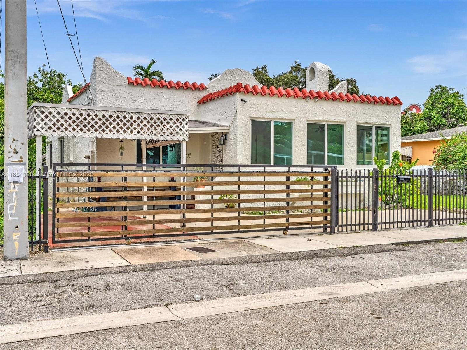 1342 NW 55th Ter, Miami, Florida image 3
