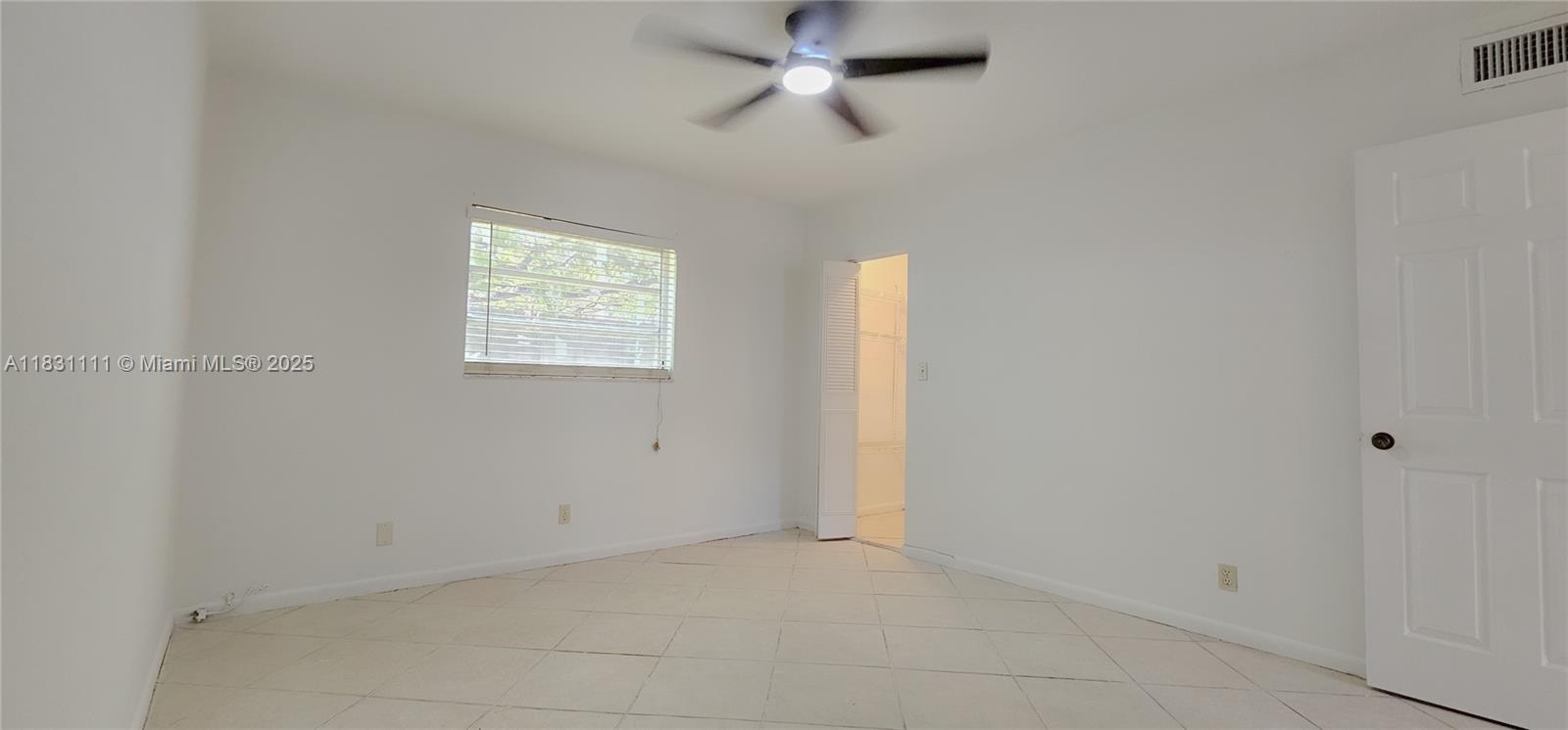 304 NW 30th Ct #102, Pompano Beach, Florida image 8