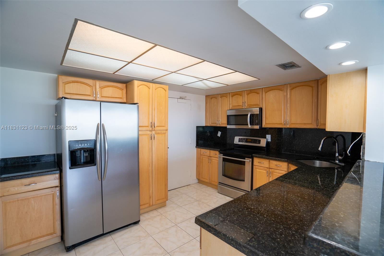 Property photo # 0