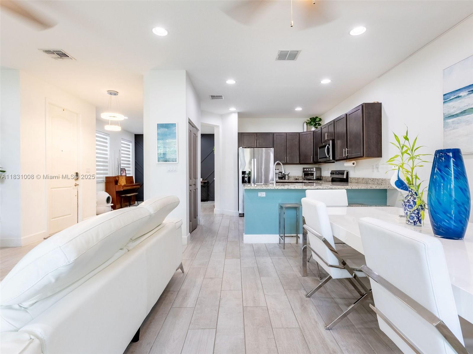 4923 NW 48th Ter, Tamarac, Florida image 30