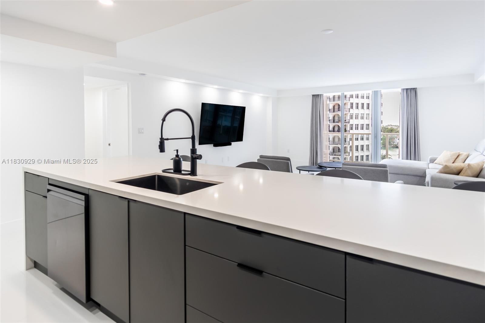 5701 Collins Ave #601, Miami Beach, Florida image 17