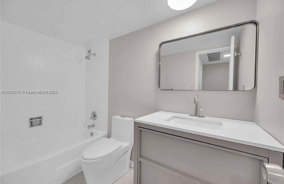 5700 Collins Ave #3C, Miami Beach, Florida image 12