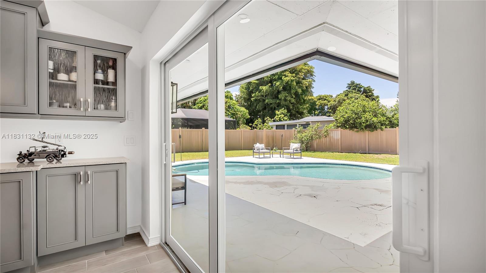 10401 NW 21st St, Pembroke Pines, Florida image 10
