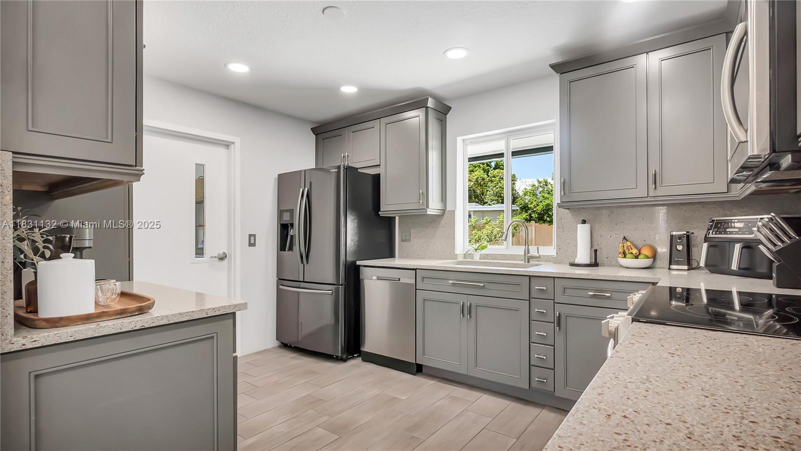 10401 NW 21st St, Pembroke Pines, Florida image 13