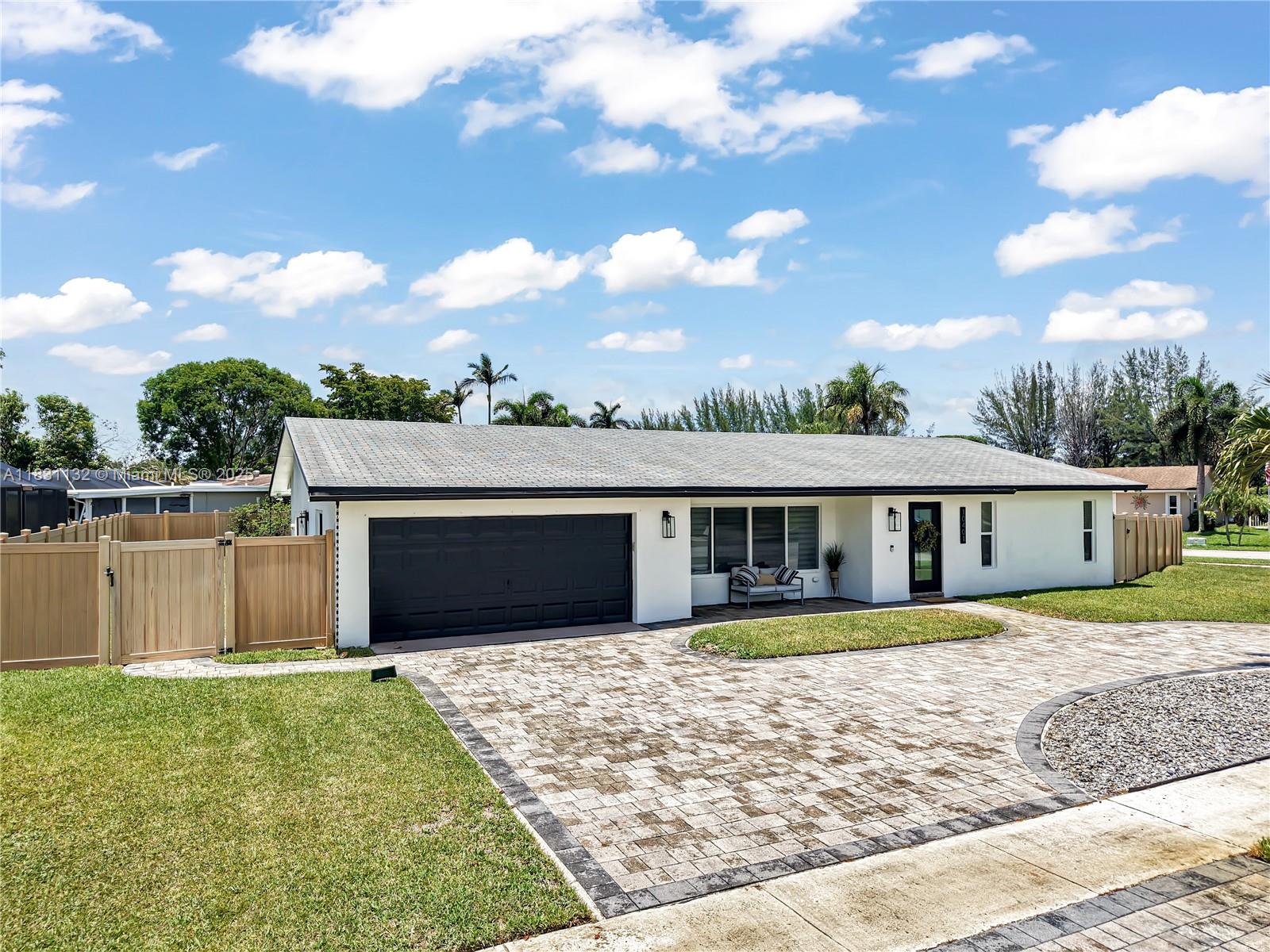 10401 NW 21st St, Pembroke Pines, Florida image 36