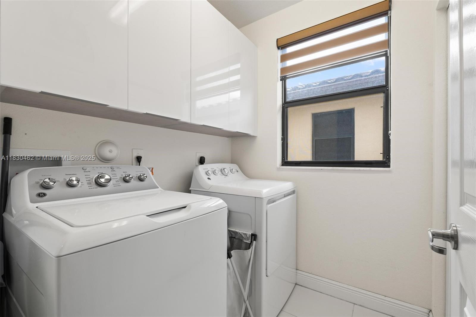 8650 NW 103rd Ave, Doral, Florida image 39