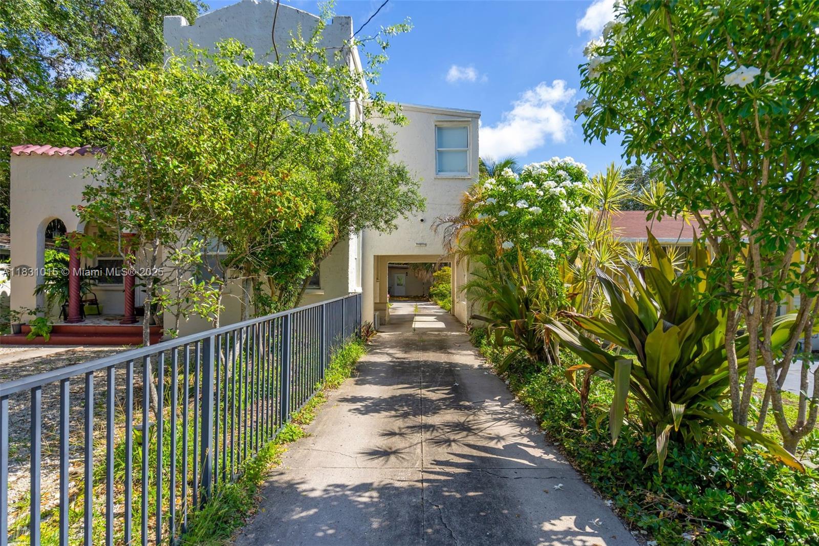 Property photo # 0